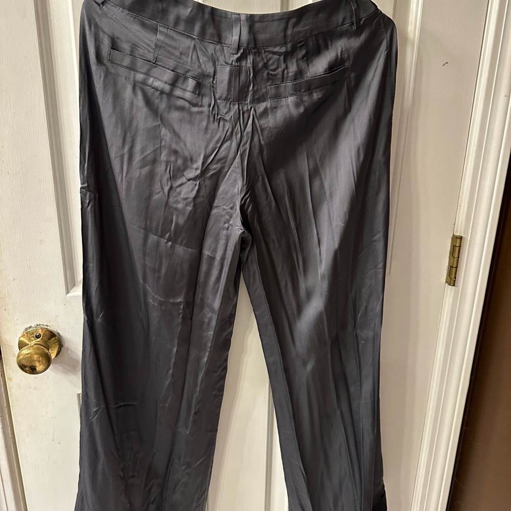 Chaser Women's Silky Satin Pants NWT - Picture 5 of 6